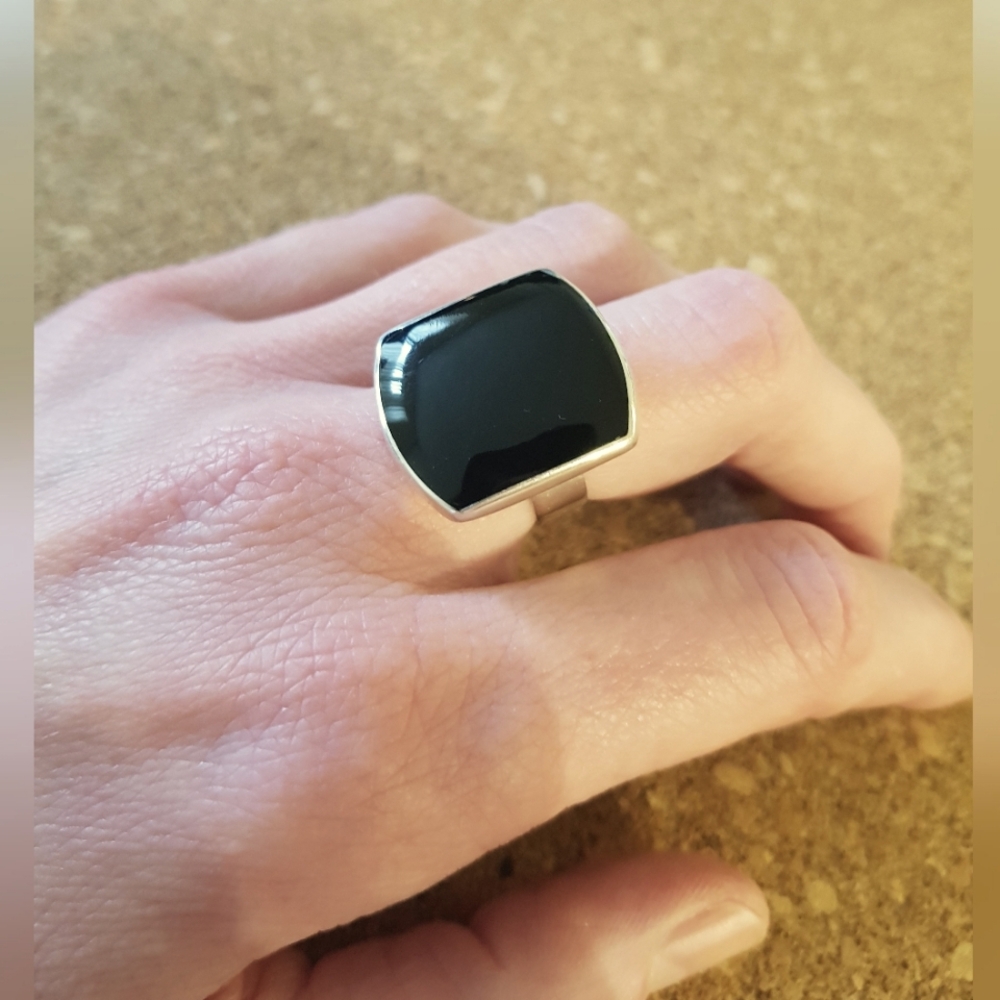 Sterling silver black onyx ring